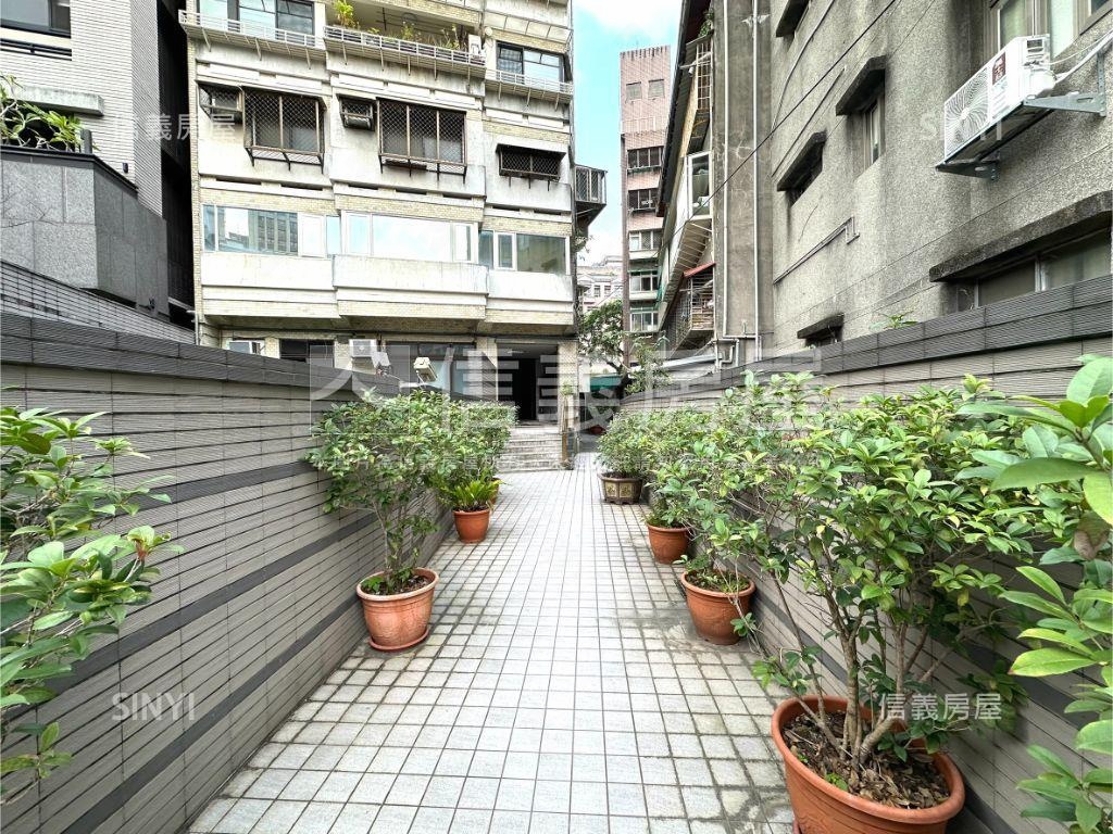 木柵市中心電梯四房房屋室內格局與周邊環境