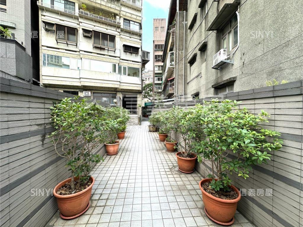 木柵市中心電梯四房房屋室內格局與周邊環境