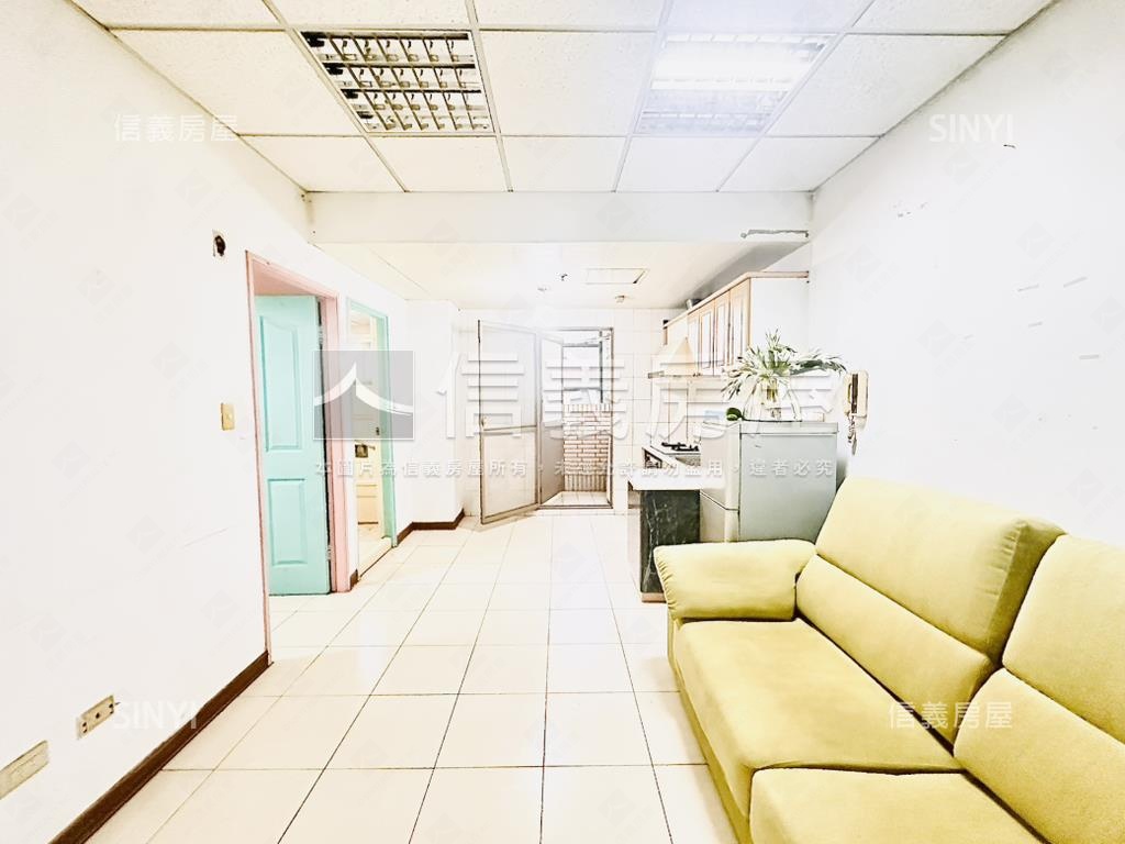 秒殺案摩登歐洲大一房兩廳房屋室內格局與周邊環境