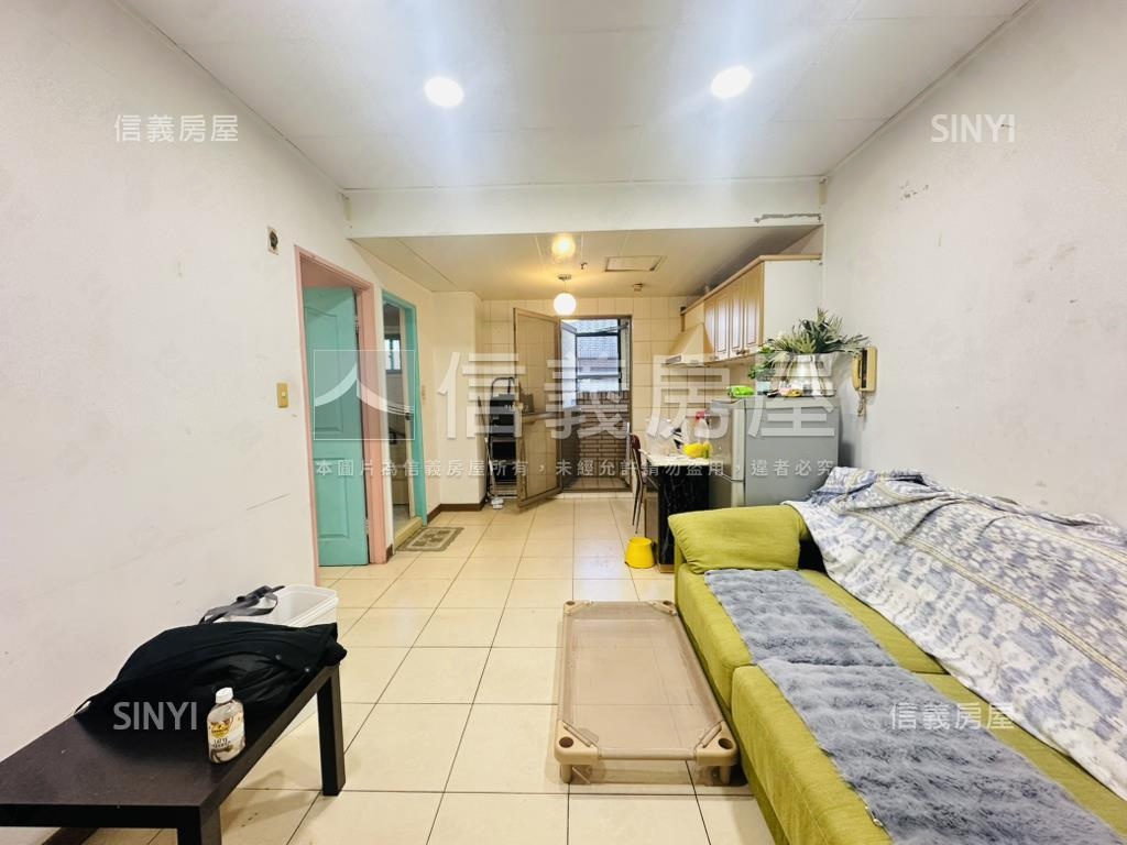 秒殺案摩登歐洲大一房兩廳房屋室內格局與周邊環境