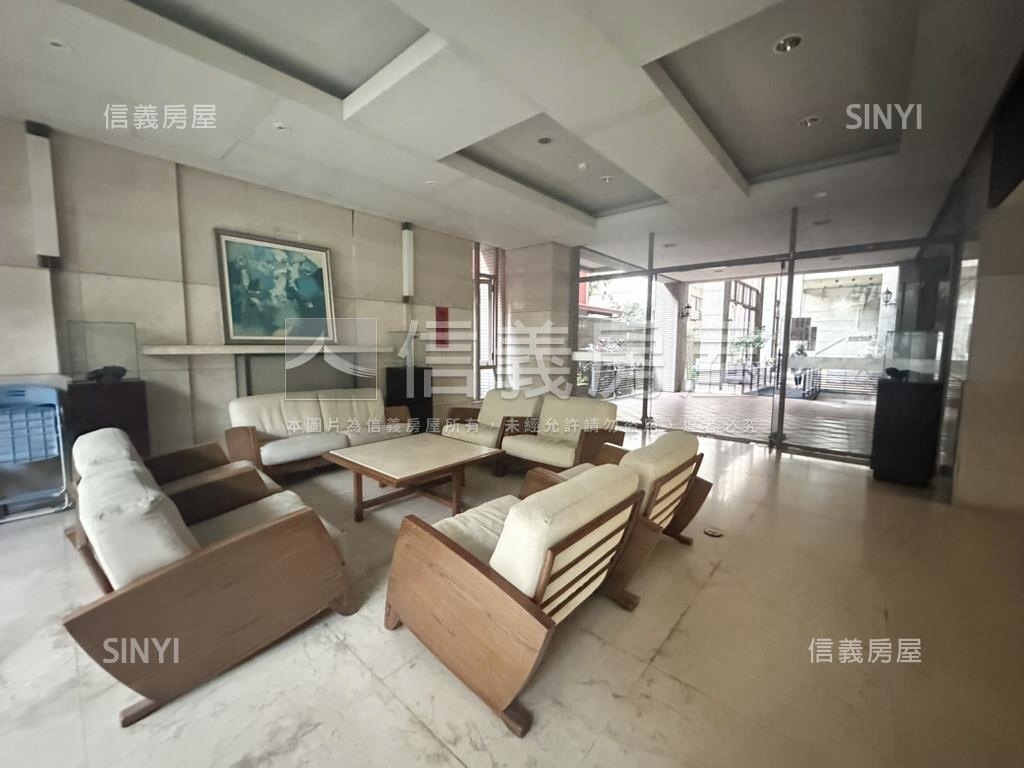 秒殺案摩登歐洲大一房兩廳房屋室內格局與周邊環境