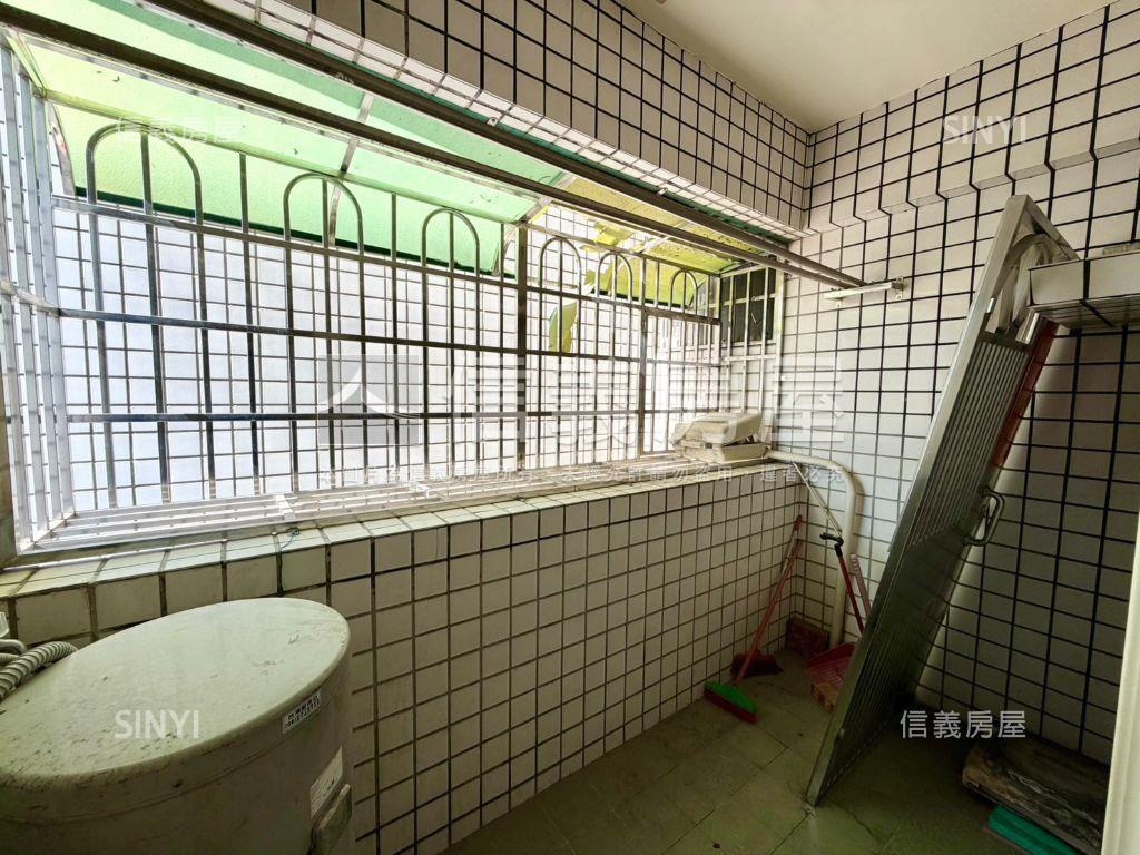 陽光擁抱仁和四房房屋室內格局與周邊環境