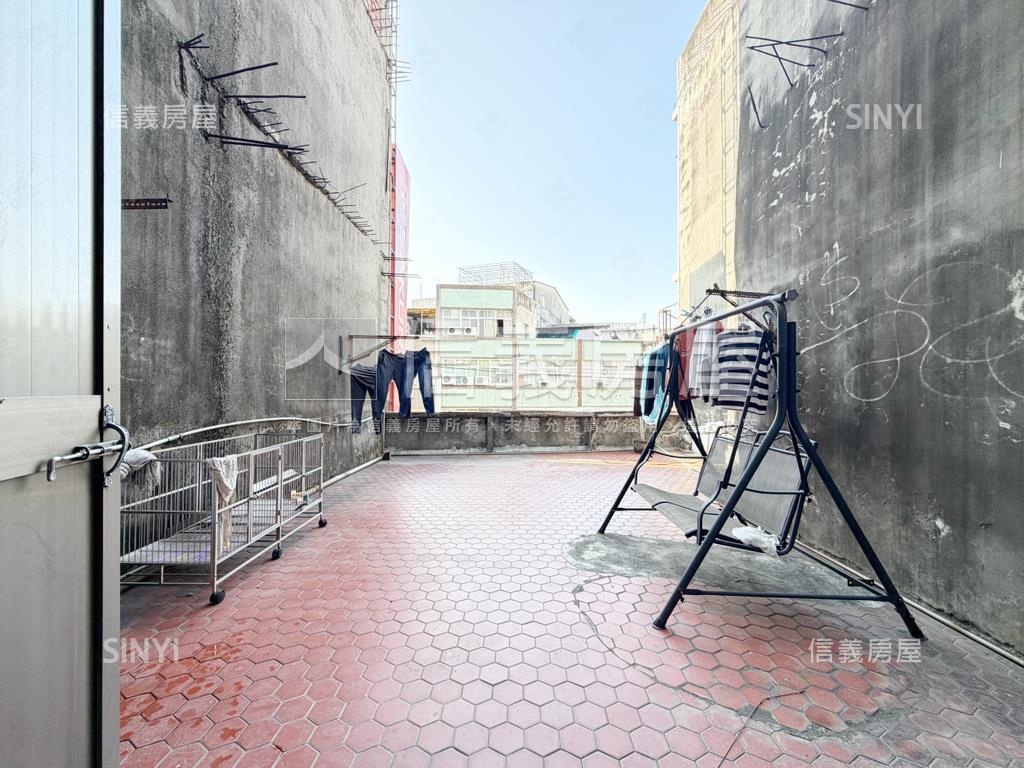 左營大路‧大地坪商四透店房屋室內格局與周邊環境