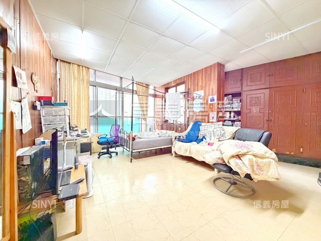 左營大路‧大地坪商四透店房屋室內格局與周邊環境