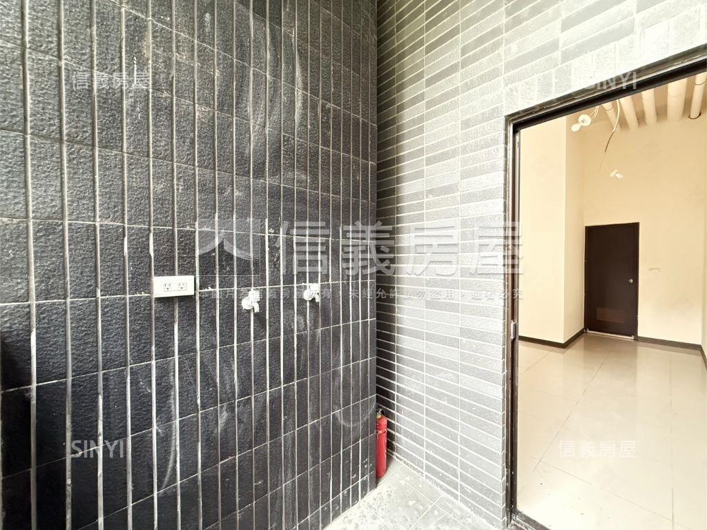豐盛之城黃金店面房屋室內格局與周邊環境