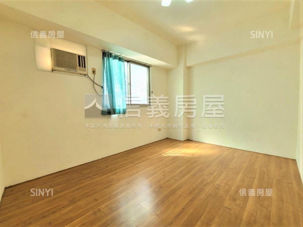 熊貓天下高樓三房請看這間房屋室內格局與周邊環境