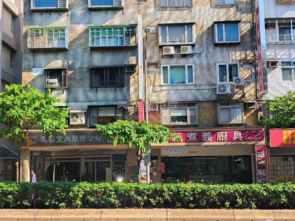 成功路四段金店面房屋室內格局與周邊環境