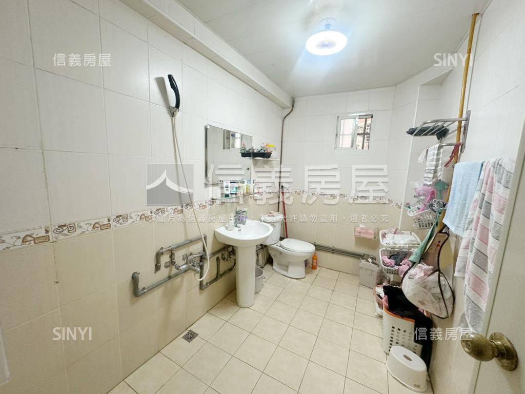 邊間２樓公寓房屋室內格局與周邊環境