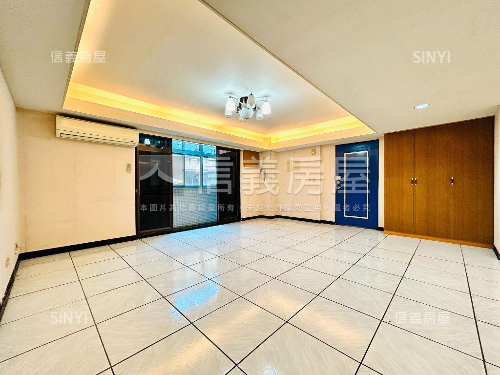 大巨蛋國館四房美廈房屋室內格局與周邊環境