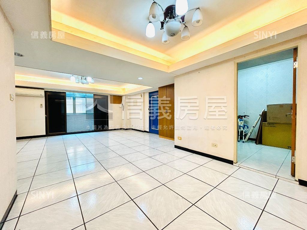 大巨蛋國館四房美廈房屋室內格局與周邊環境