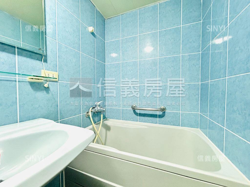 大巨蛋國館四房美廈房屋室內格局與周邊環境