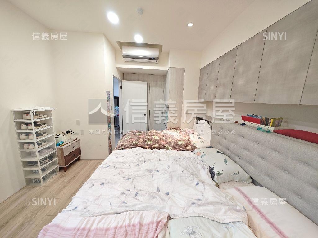 坤悅高飛三房平車稀有釋出房屋室內格局與周邊環境