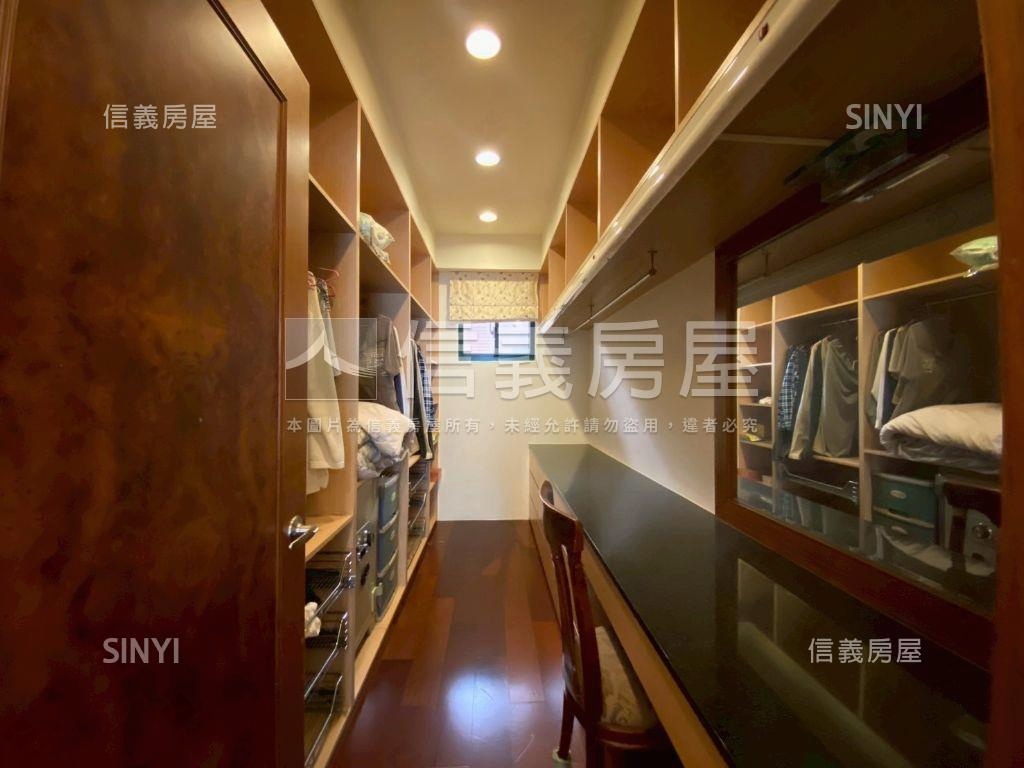 牛埔帝寶稀有大透天房屋室內格局與周邊環境