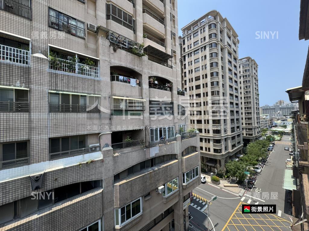 超大空間高雄高工採光公寓房屋室內格局與周邊環境
