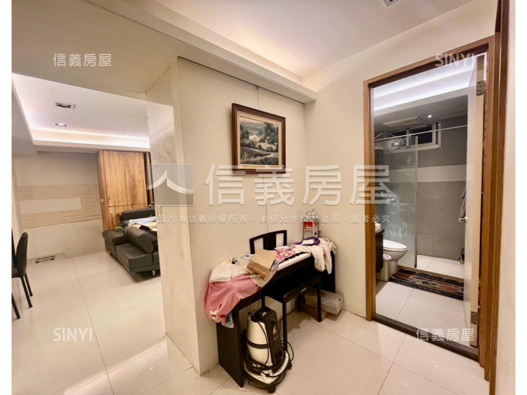 敦南燙金門牌一樓大空間房屋室內格局與周邊環境