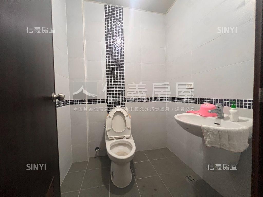 美濃歐風城堡透天店面２房屋室內格局與周邊環境