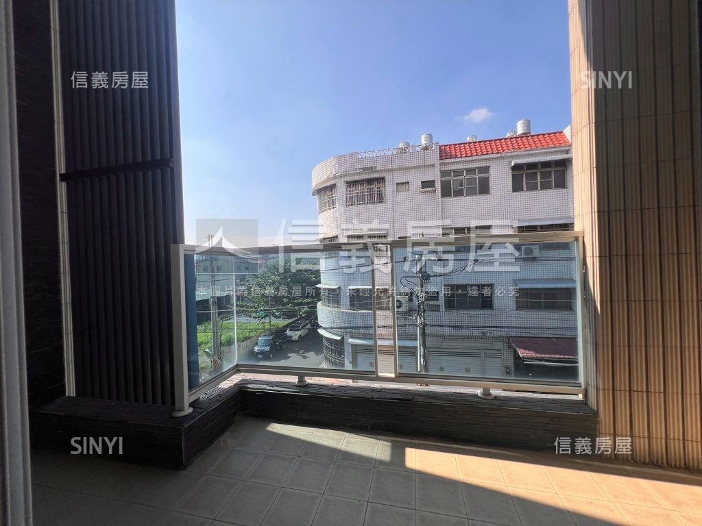 美濃歐風城堡透天店面２房屋室內格局與周邊環境