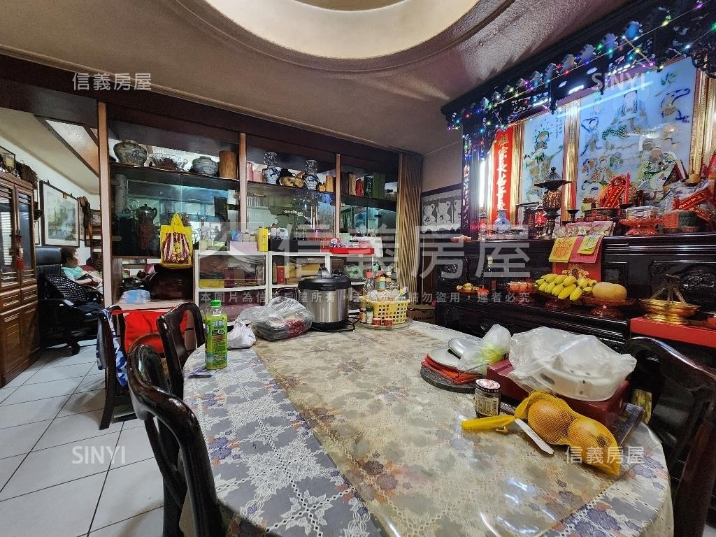 近士東國小庭院一樓房屋室內格局與周邊環境