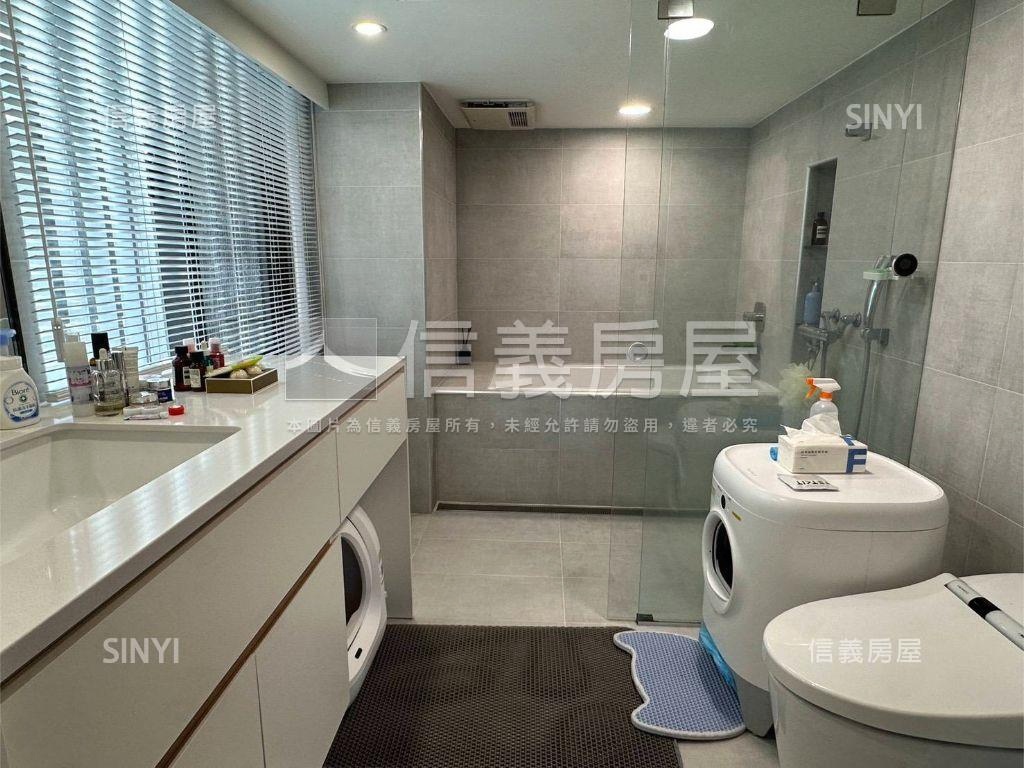 至善ｖｉｌｌａ．挑高庭院房屋室內格局與周邊環境