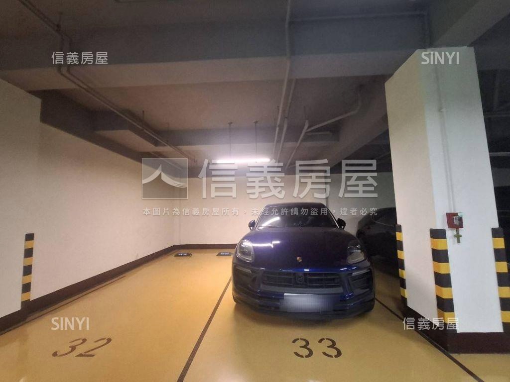 至善ｖｉｌｌａ．挑高庭院房屋室內格局與周邊環境