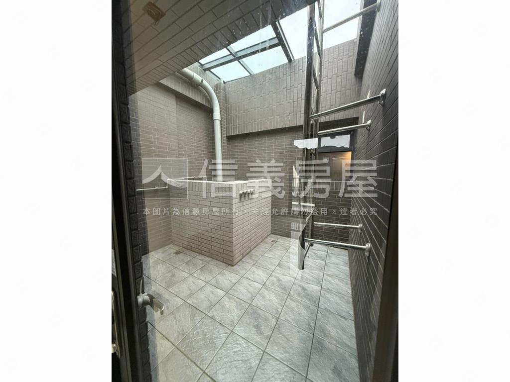 山本耀臨路電梯透天房屋室內格局與周邊環境