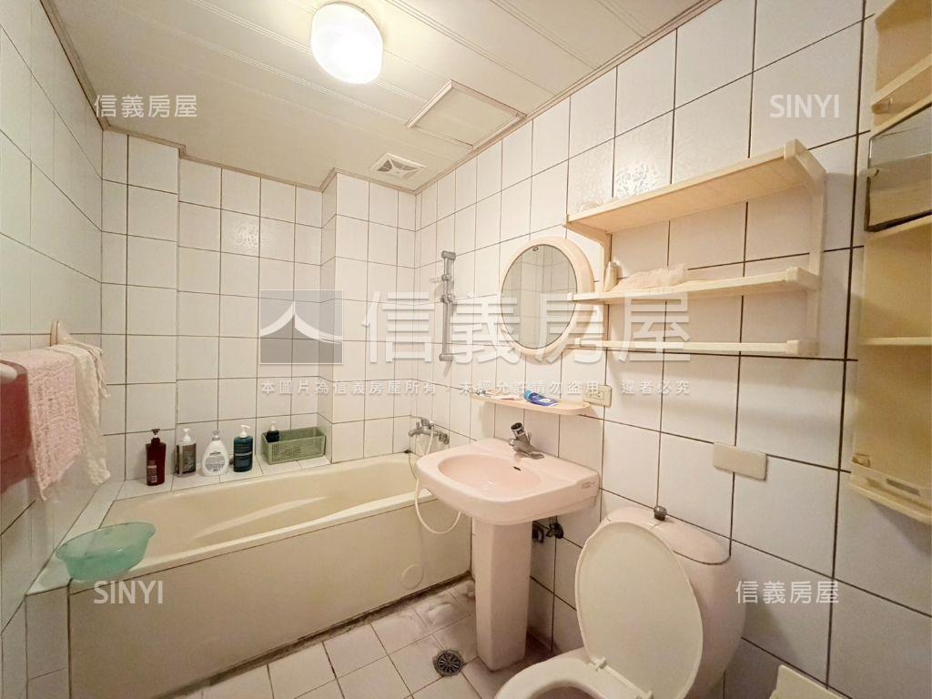 近捷運四房豪邸房屋室內格局與周邊環境