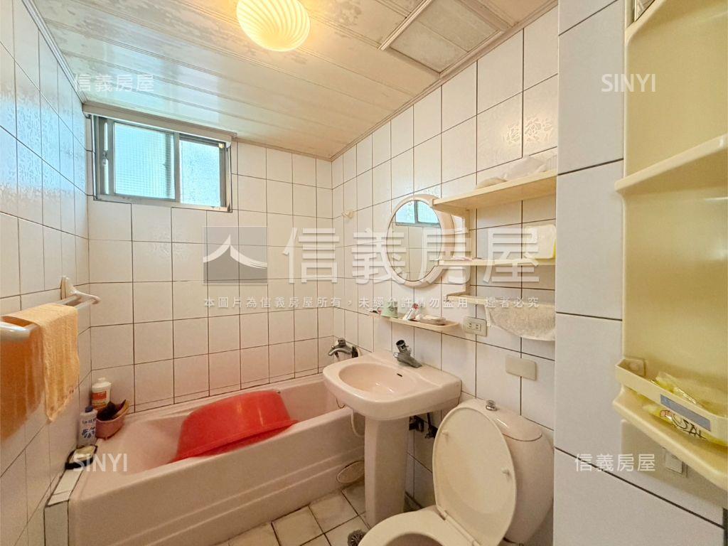 近捷運四房豪邸房屋室內格局與周邊環境