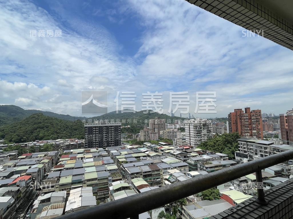 康詩丹郡景觀美屋房屋室內格局與周邊環境