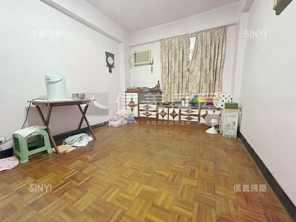新北投邊間北市公寓三房房屋室內格局與周邊環境