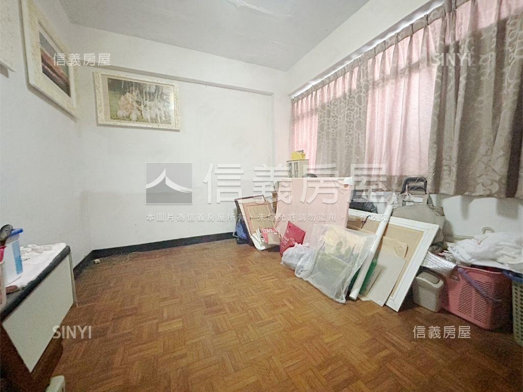 新北投邊間北市公寓三房房屋室內格局與周邊環境