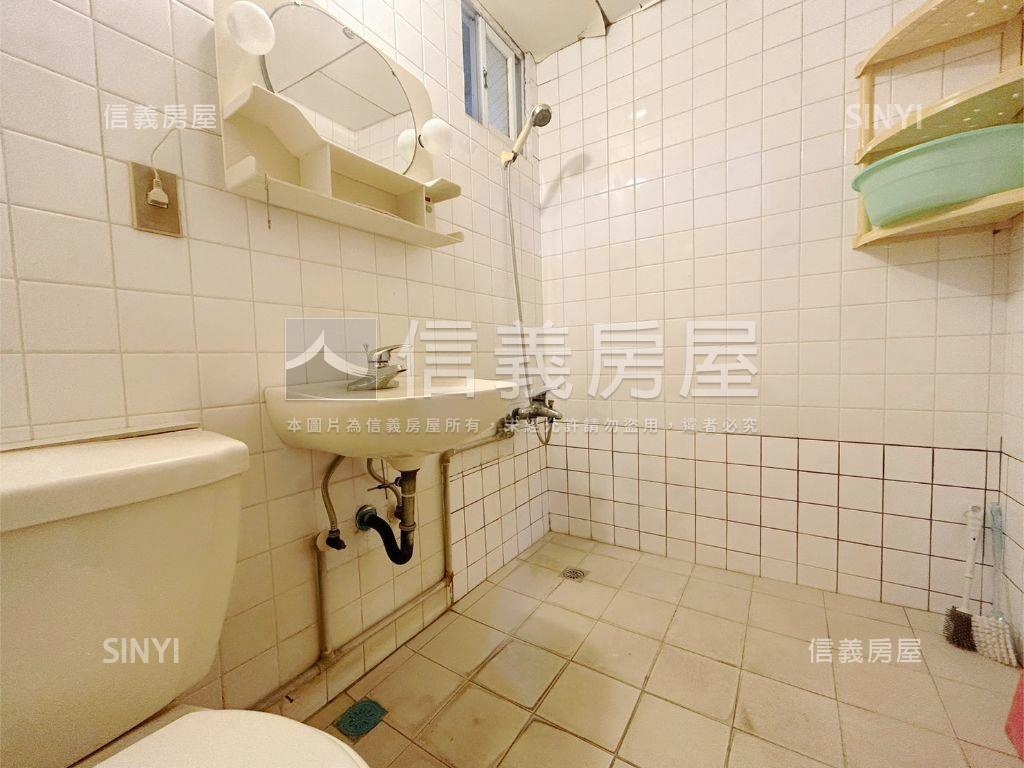 新北投邊間北市公寓三房房屋室內格局與周邊環境