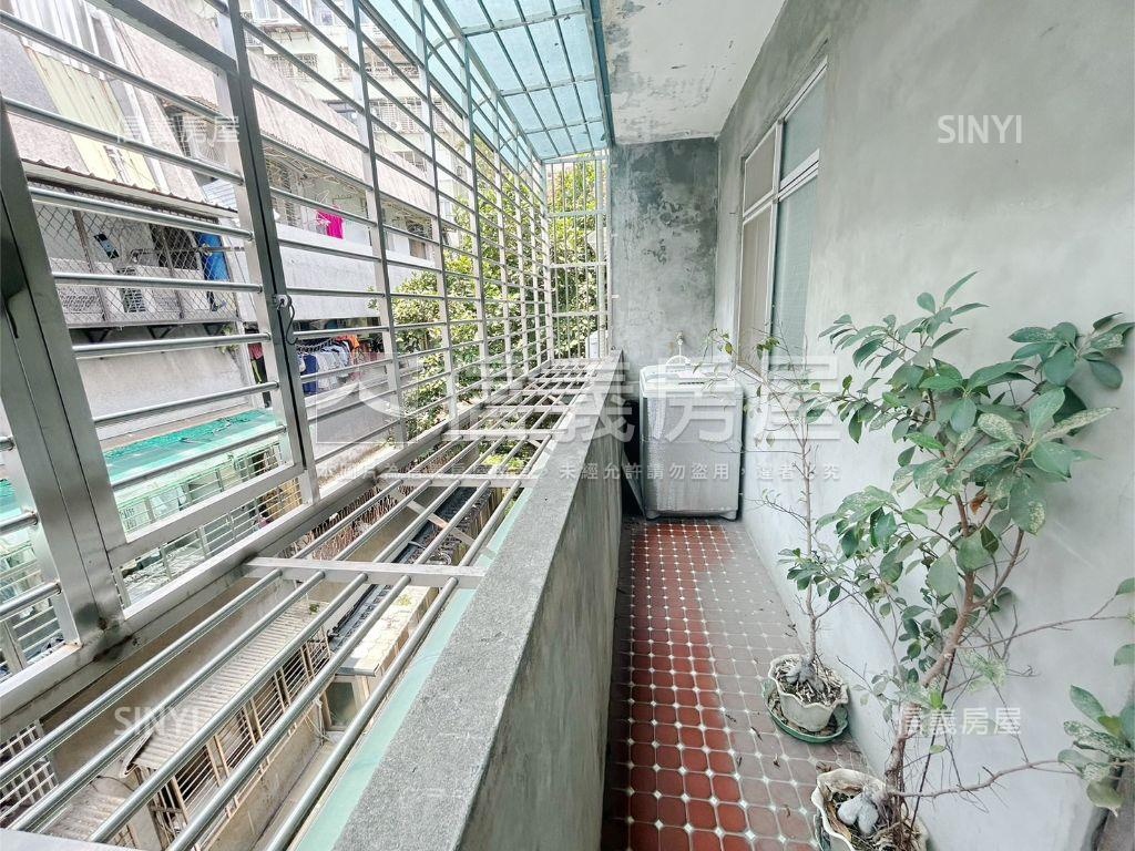 新北投邊間北市公寓三房房屋室內格局與周邊環境