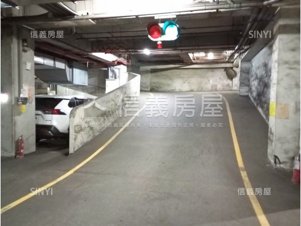 三民路優質車位房屋室內格局與周邊環境