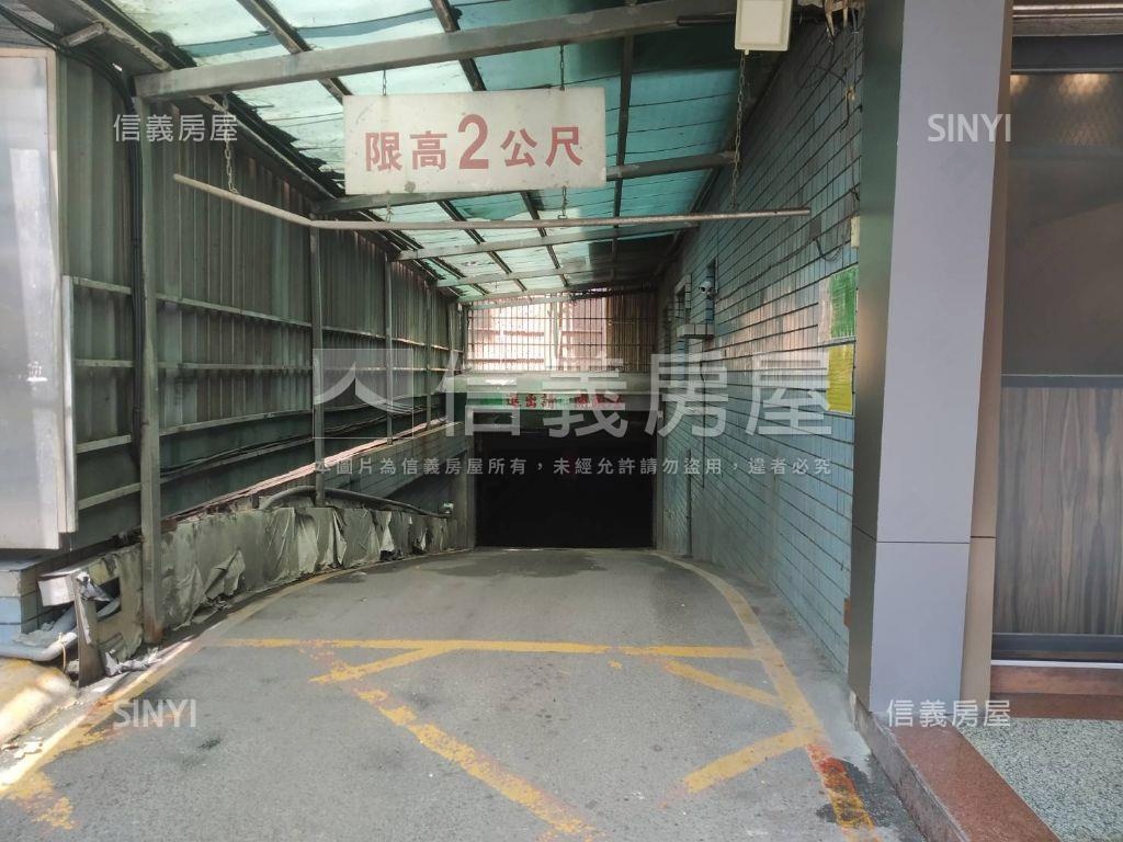 三民路優質車位房屋室內格局與周邊環境