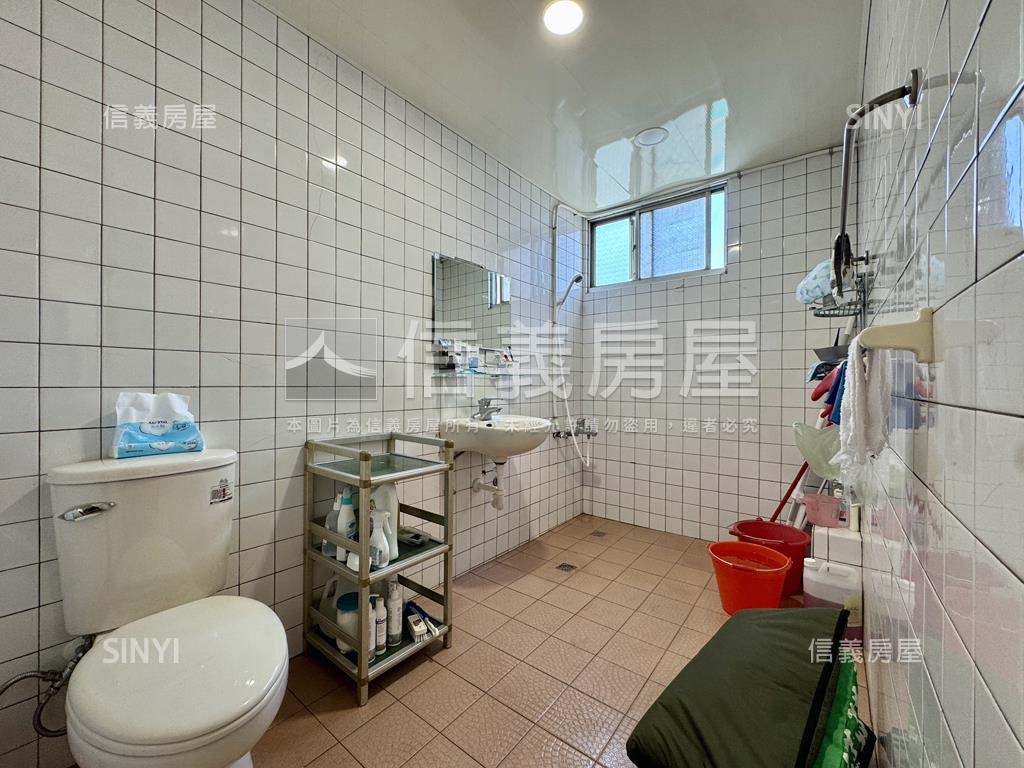 民富國小邊間明亮三房雅邸房屋室內格局與周邊環境
