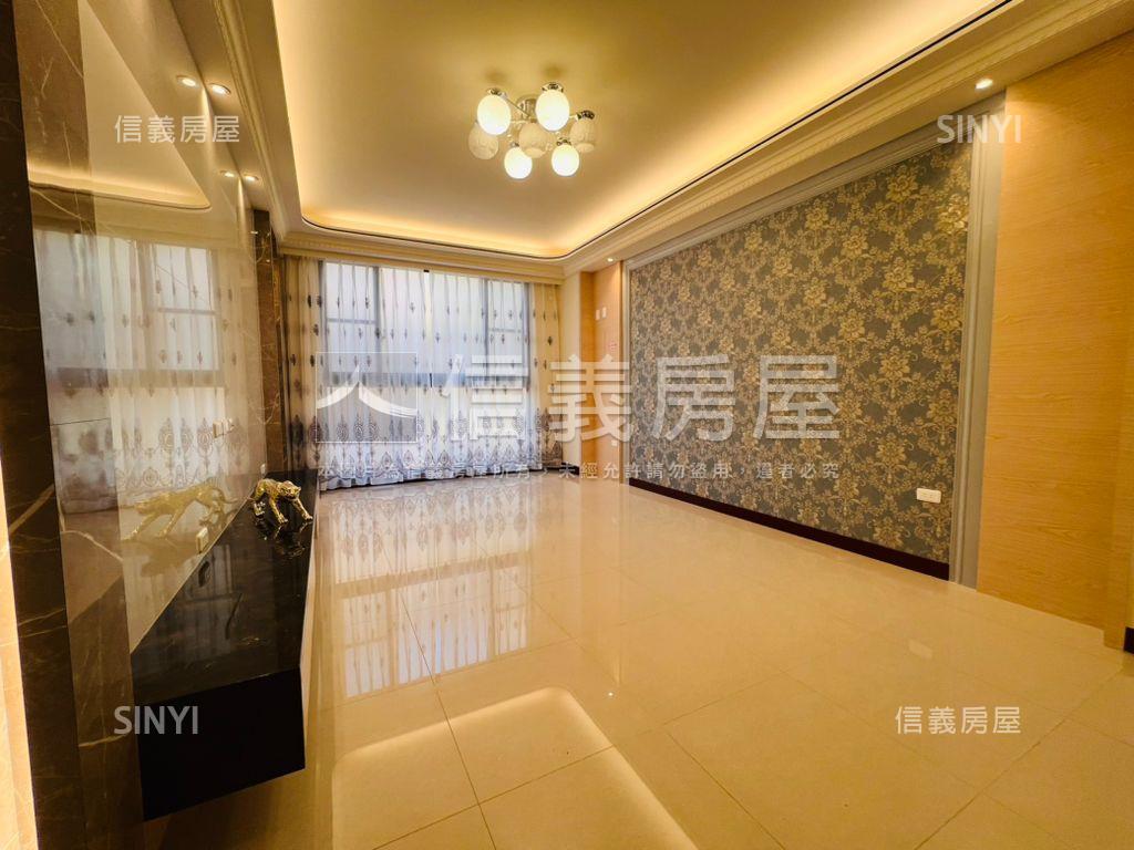 近瑞隆商圈正街水噹噹透天房屋室內格局與周邊環境