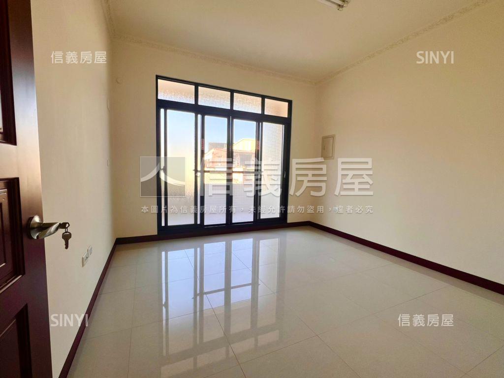 近瑞隆商圈正街水噹噹透天房屋室內格局與周邊環境