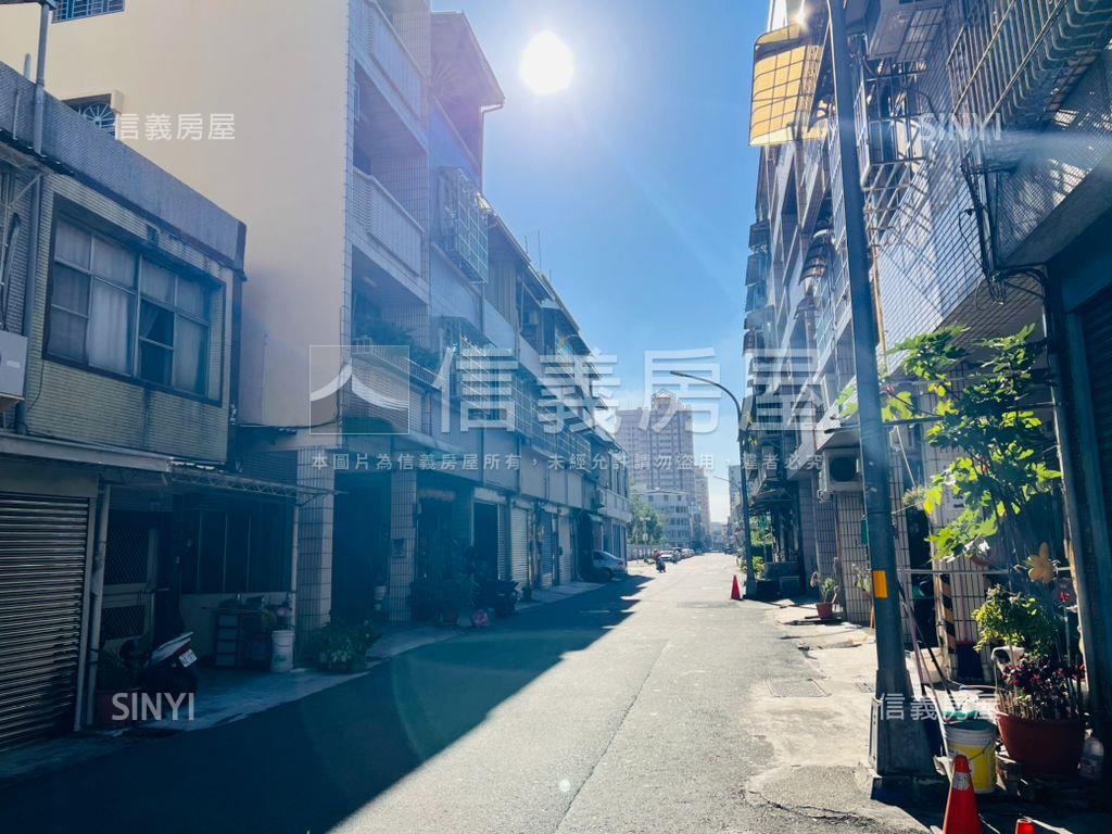 近瑞隆商圈正街水噹噹透天房屋室內格局與周邊環境