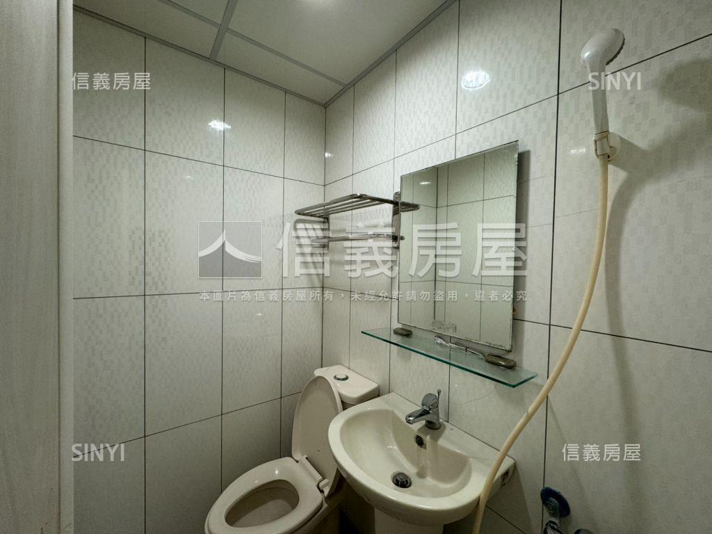 中正近秀傳收租透天房屋室內格局與周邊環境