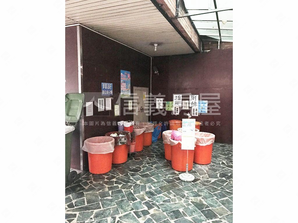 搶手輔大世界金雞房屋室內格局與周邊環境
