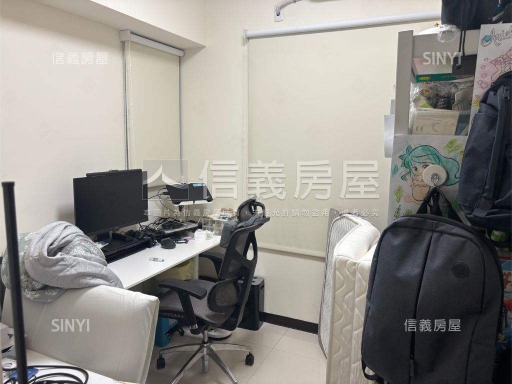 高鐵特區三房平車房屋室內格局與周邊環境