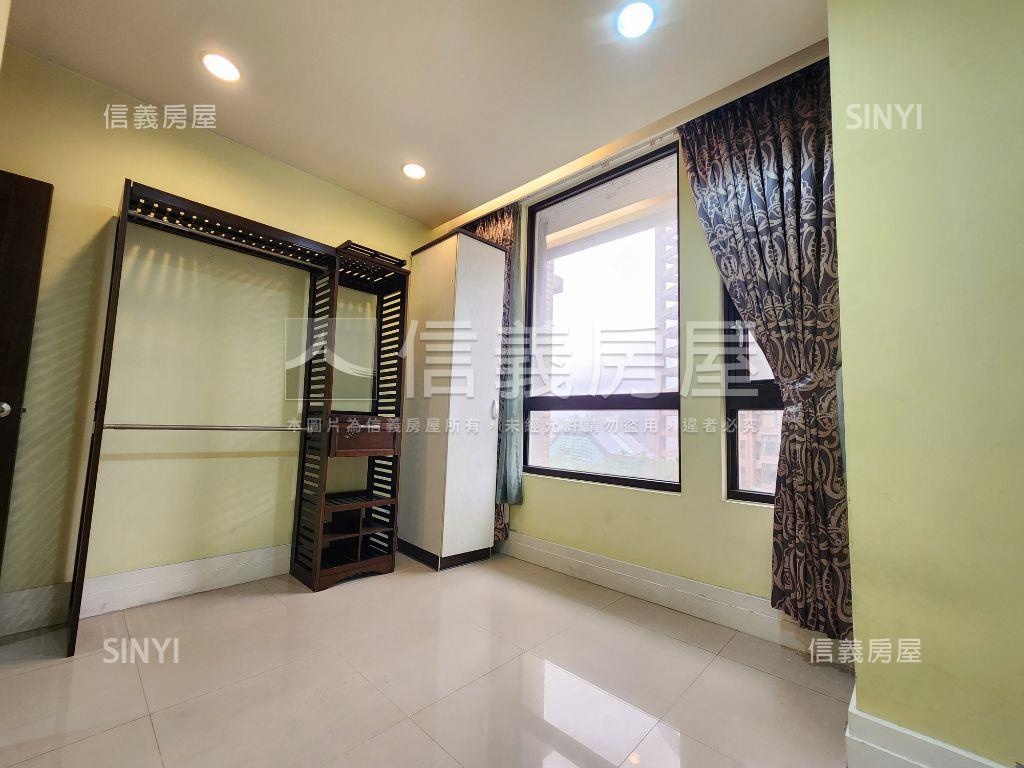 景安站後奕園稀有雙併三房房屋室內格局與周邊環境