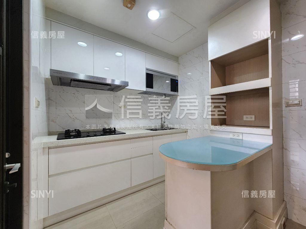 景安站後奕園稀有雙併三房房屋室內格局與周邊環境