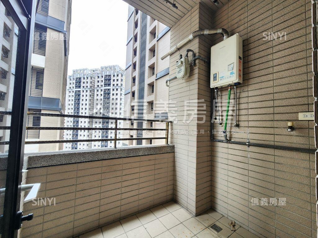 景安站後奕園稀有雙併三房房屋室內格局與周邊環境