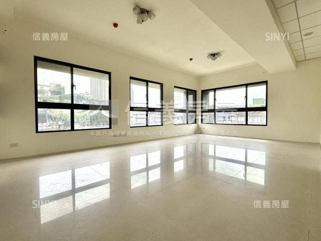 區公所一層一戶４房美邸房屋室內格局與周邊環境