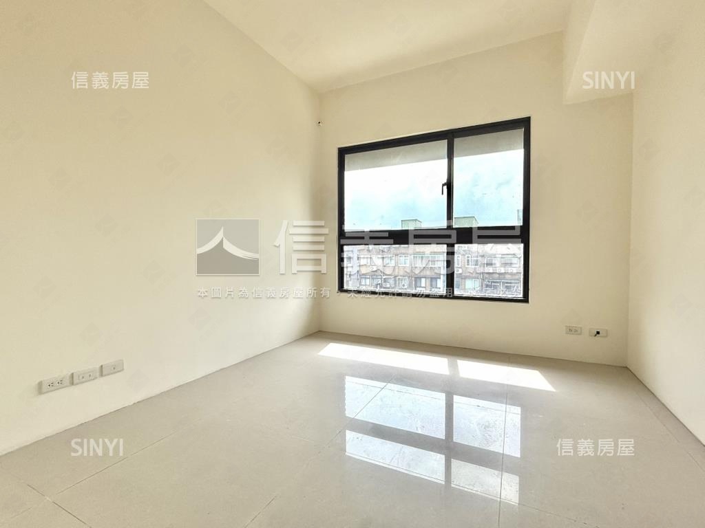 區公所一層一戶４房美邸房屋室內格局與周邊環境