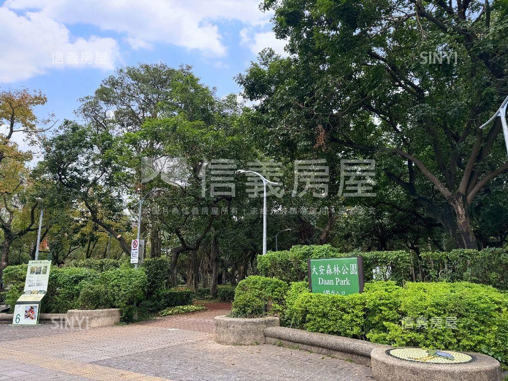 捷運商二大土地增值樓店Ａ房屋室內格局與周邊環境