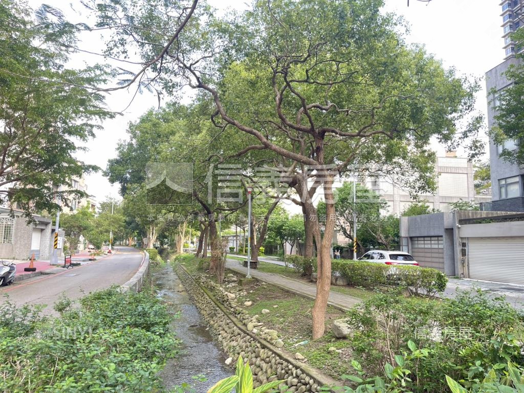 雅砌採光視野美四房房屋室內格局與周邊環境