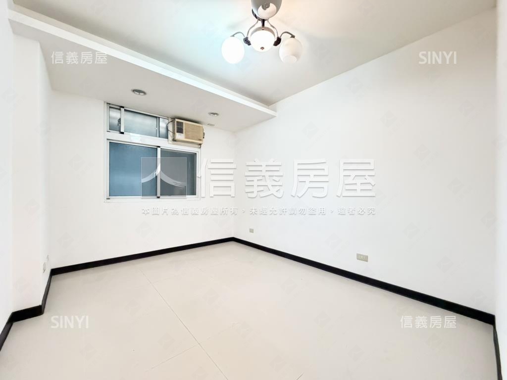 專任黃金邊間大戶美寓房屋室內格局與周邊環境