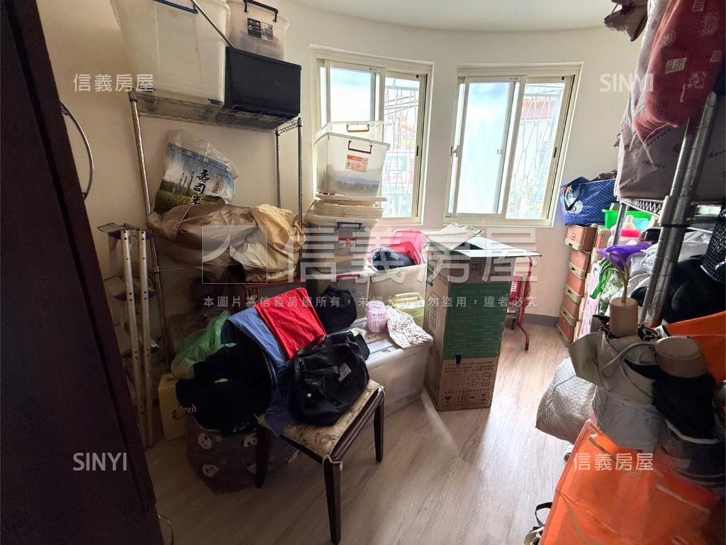 國中路稀有公寓二樓房屋室內格局與周邊環境